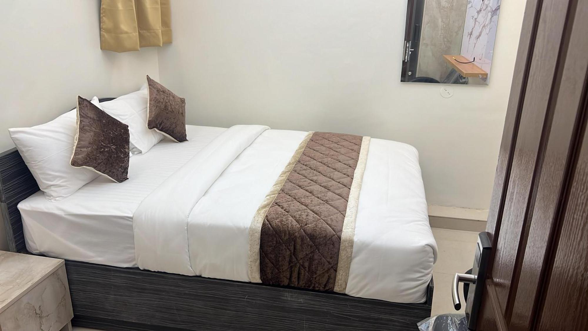 Hotel Subha Residency Бангалор Экстерьер фото